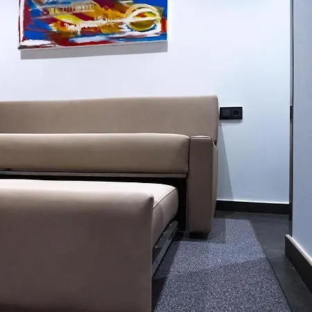 Comfortwork Barcelona Airport 24h Auto-check In